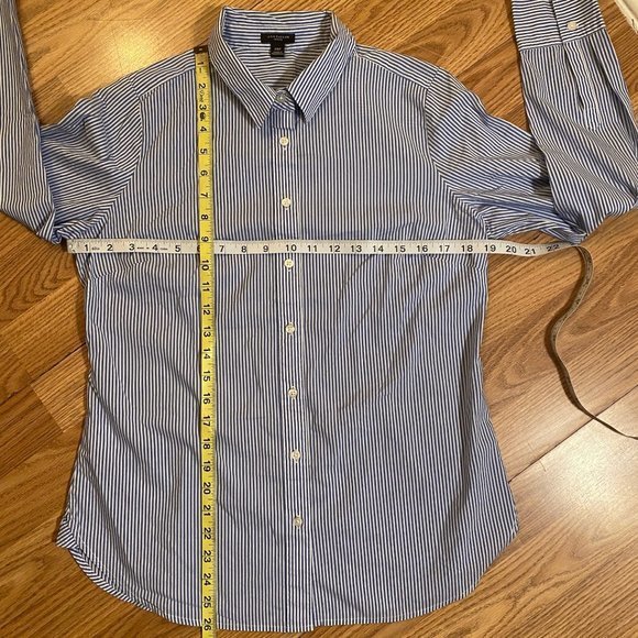 Ann Taylor Button Down Blue Shirt 14P - Picture 4 of 5